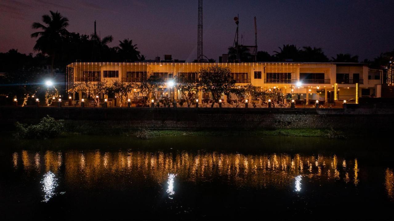 Great Trails Riverview Thanjavur By Grt Hotels Ngoại thất bức ảnh