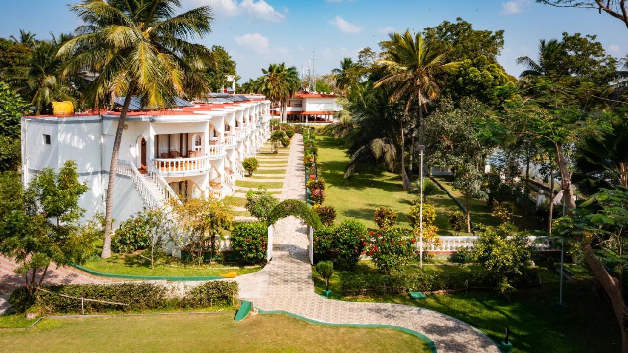 Great Trails Riverview Thanjavur By Grt Hotels Ngoại thất bức ảnh