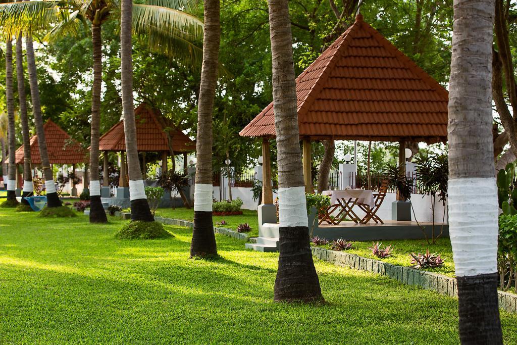 Great Trails Riverview Thanjavur By Grt Hotels Ngoại thất bức ảnh
